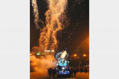 2008年，“天通號(hào)”榮獲海寧市大型元宵燈會(huì)一等獎(jiǎng)